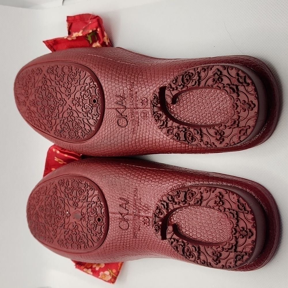 OKA b. Red Floral Print Ribbon Slip-on Mules Size M - Picture 6 of 8